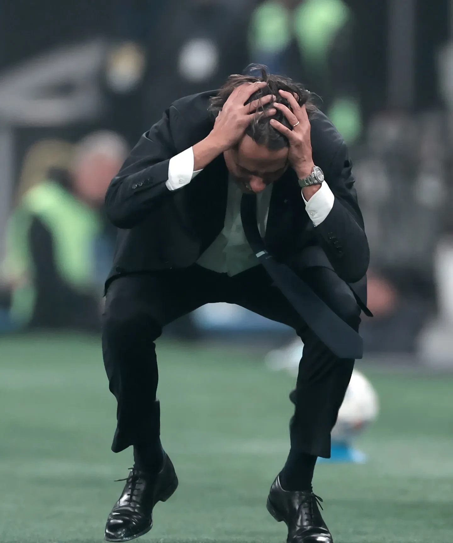 法兰克福今晨止住颓势赛后本菲卡状态回暖，网友：萨拉赫关键节点赛况扑朔迷离的简单介绍